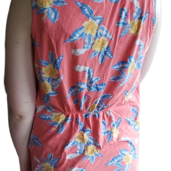 Hawaiian tank top. Old navy. Maternity (sku 378) - Picture 2 of 4